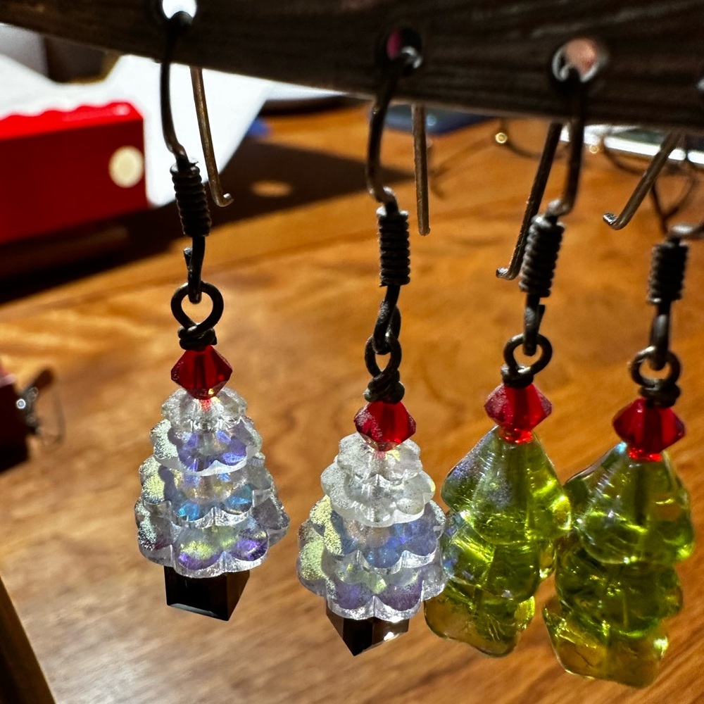 Handmade Swarovski Christmas Earrings Set - Picture 2 of 3